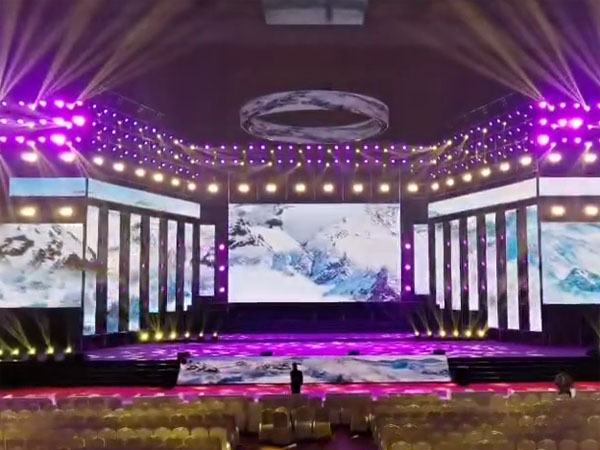 寧波燈光租賃公司擇優助力跨年晚會